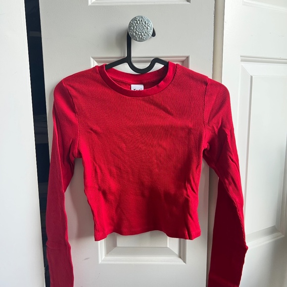 tna ribbed cropped longsleeve - lillooet (red) (s) - Picture 1 of 2